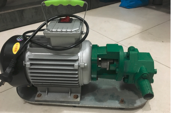 Auto che innesca l'alta pompa a ingranaggi di flusso, mini colore su misura portatile della pompa a ingranaggi